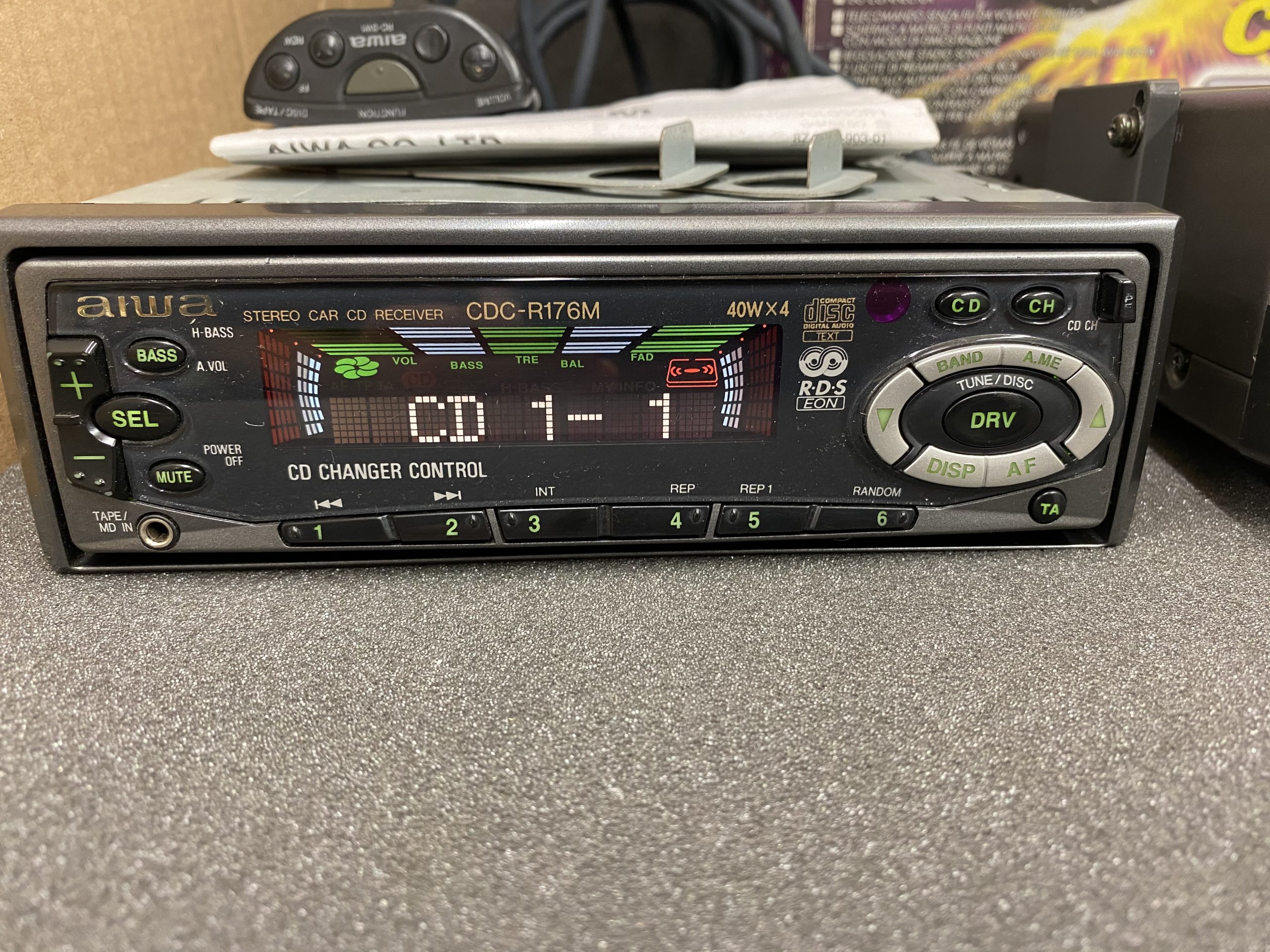 Aiwa old school CD player with 6 disc Cd changer - JT Audio