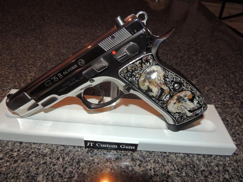 JT Custom Guns & Collectibles
