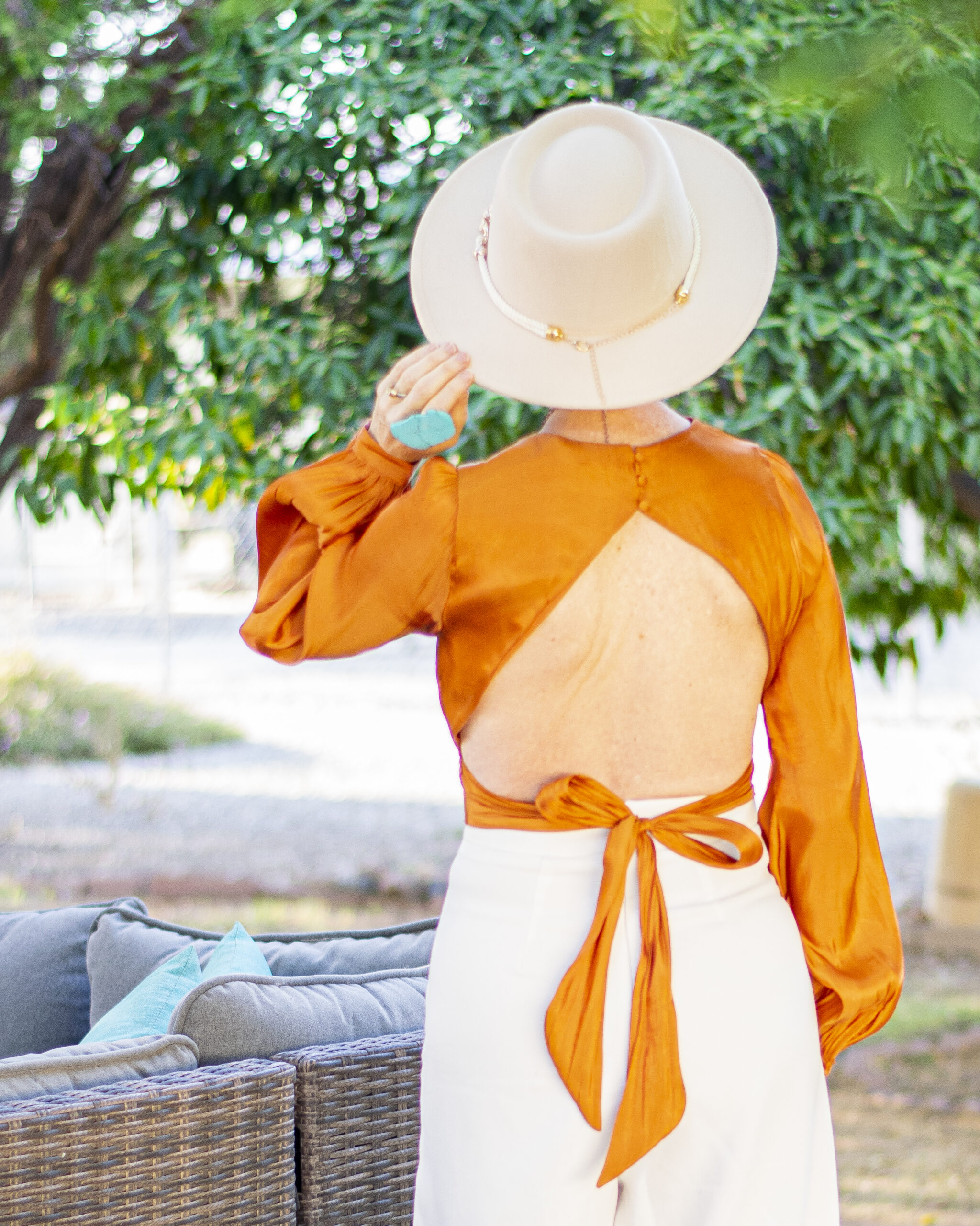 Innovative Sticky Bras Concept Gatherall Strapless/Backless Bra Review