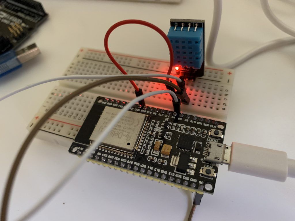 ESP32 y DTH11 temperatura y humedad