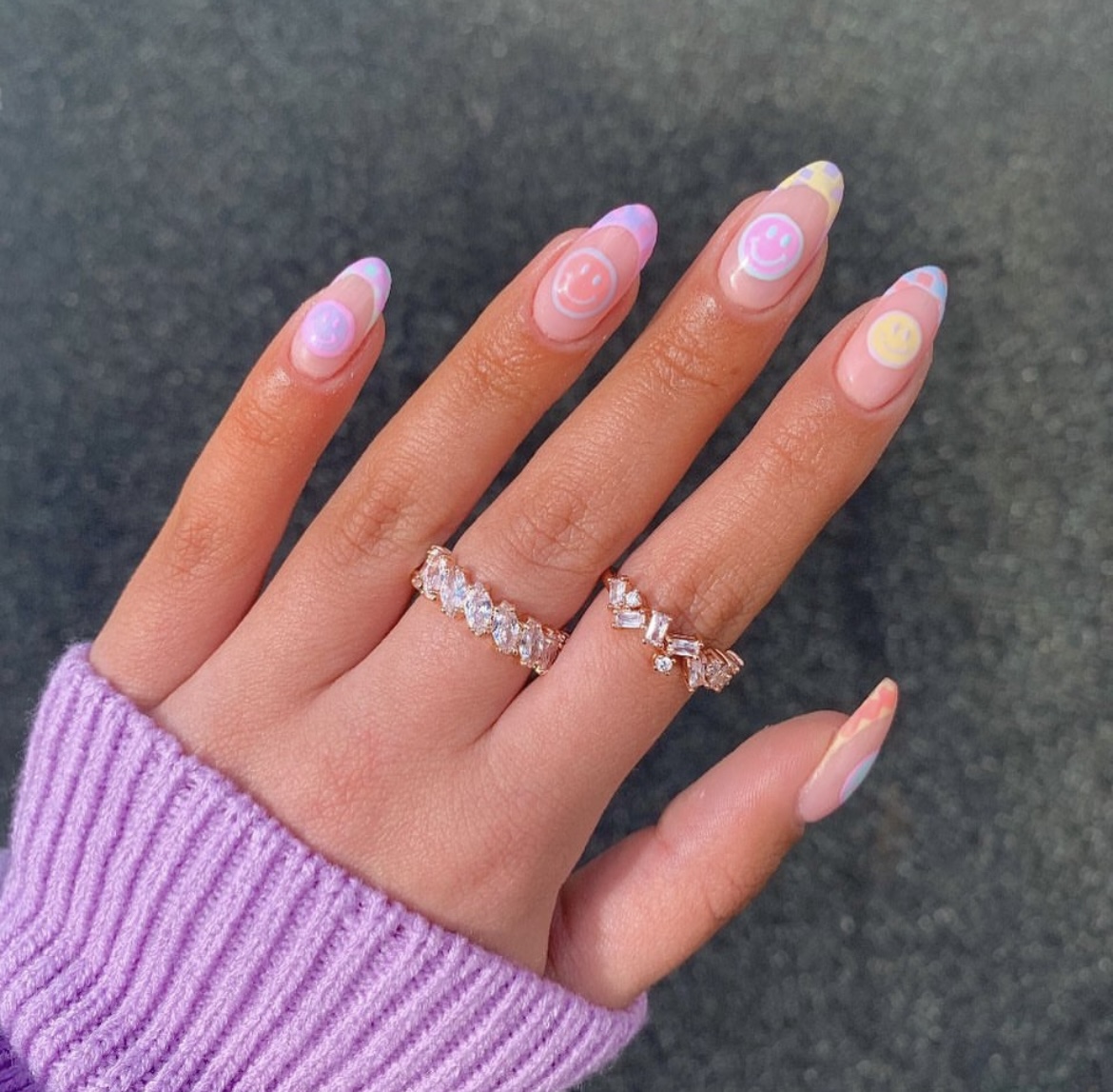 46+ Super Sweet Smiley Face Nails for Positive Vibes ♡ July Blossom