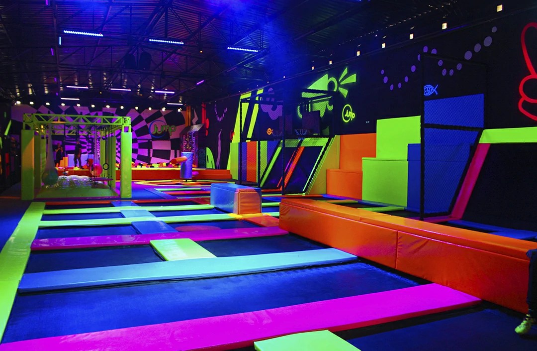 O Maior Parque de Trampolim do Espírito Santo Jump Trampolim Park