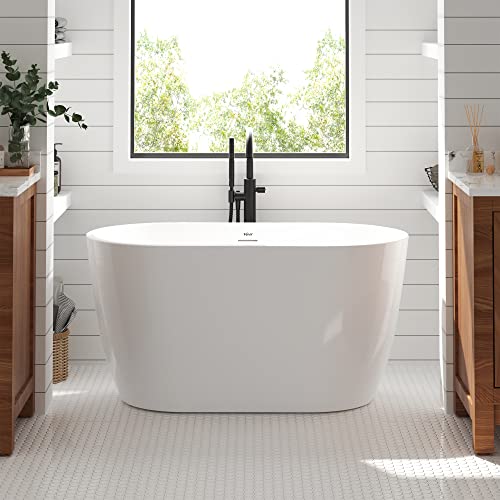 Best Bathtubs For Small Bathrooms (2023 Update) Just A Taste