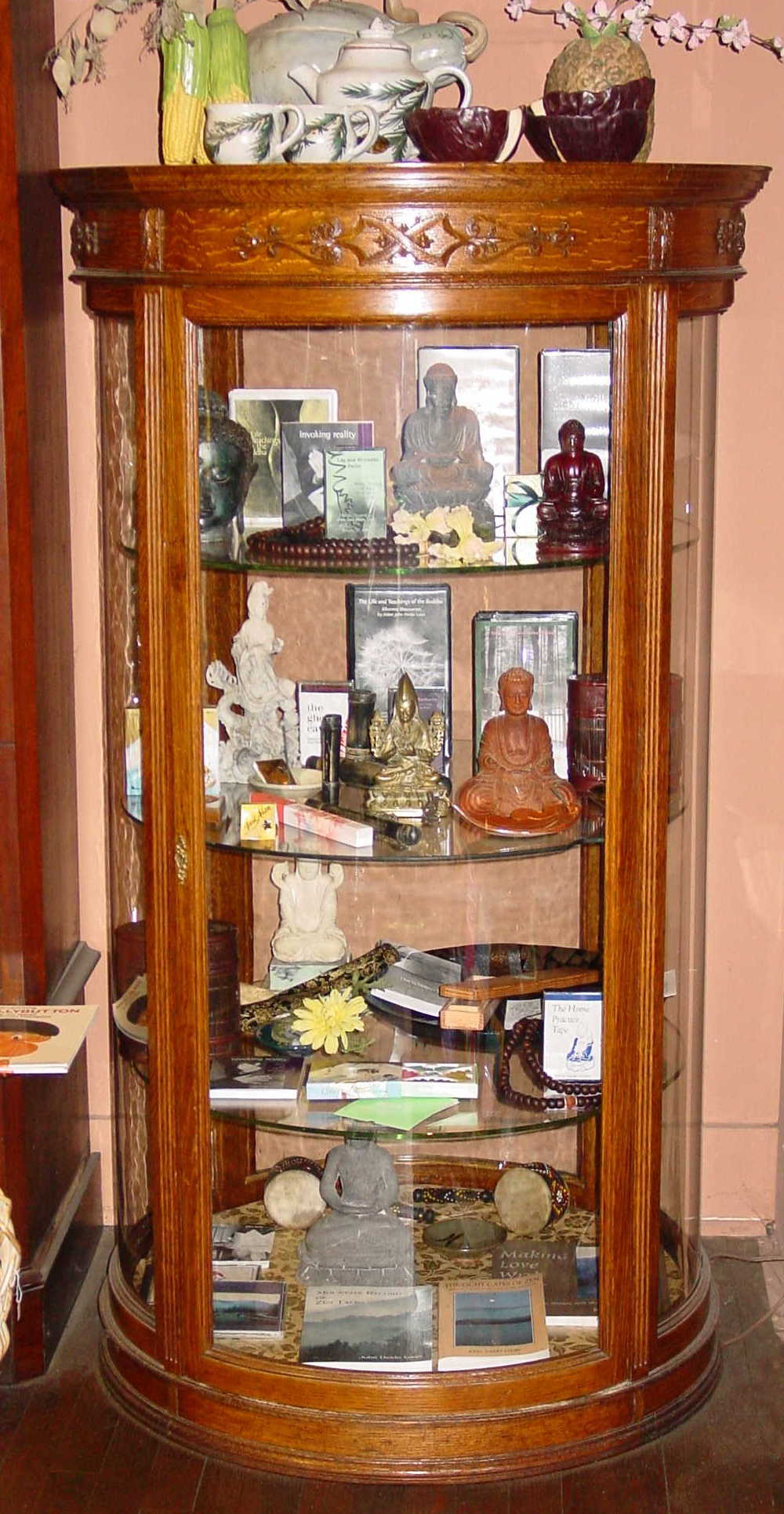 Antique Round Showcase