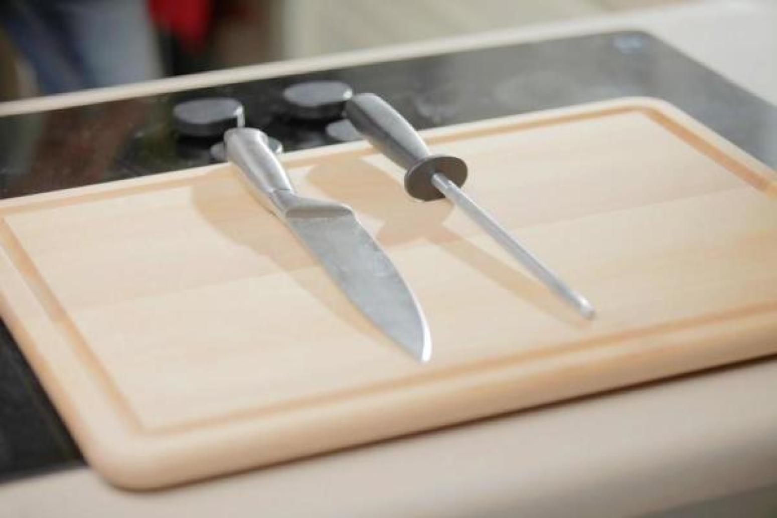 How to Keep Knives Sharp Like a Pro Just A Pinch
