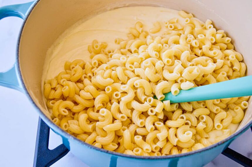 30Minute White Cheddar Mac and Cheese Just a Taste(020)