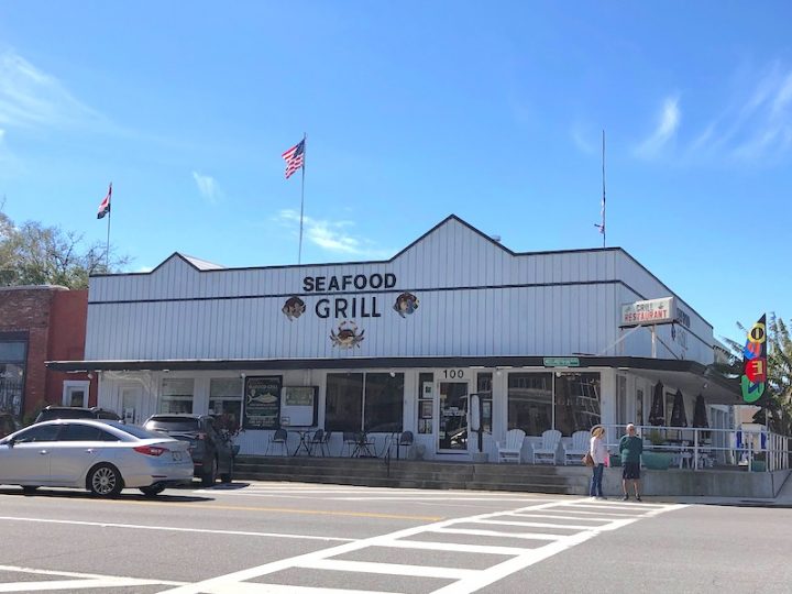 A Weekend Getaway to Apalachicola Florida Just Short of Crazy