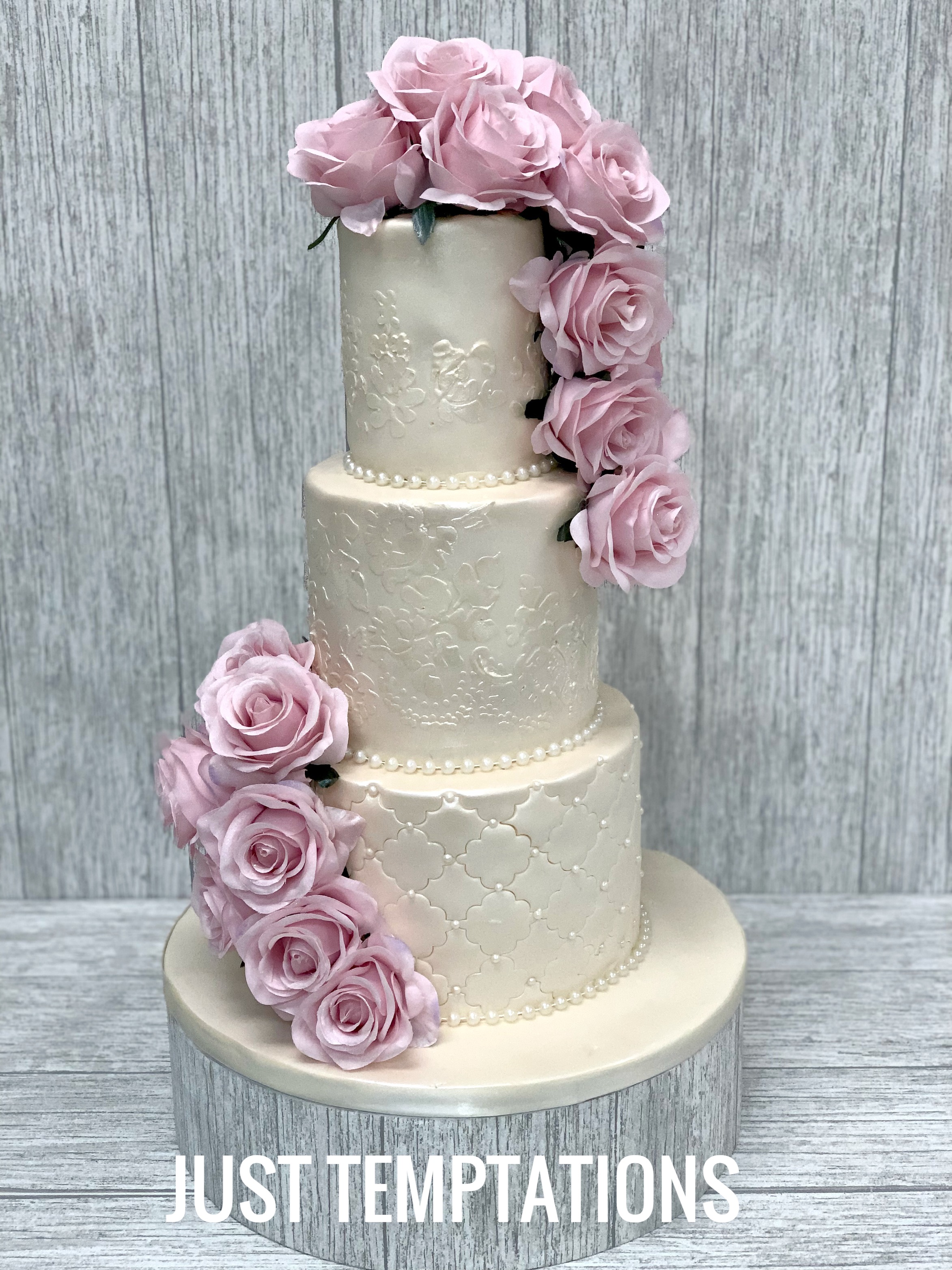 Affordable Wedding Cakes Toronto, Mississauga & GTA