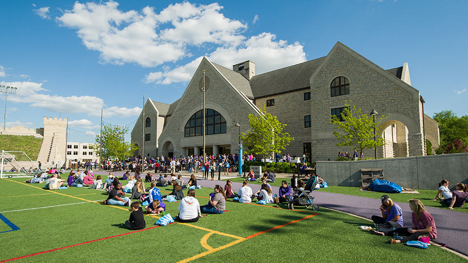 Graduating students invited to Alumni Association’s Grad Bash KState