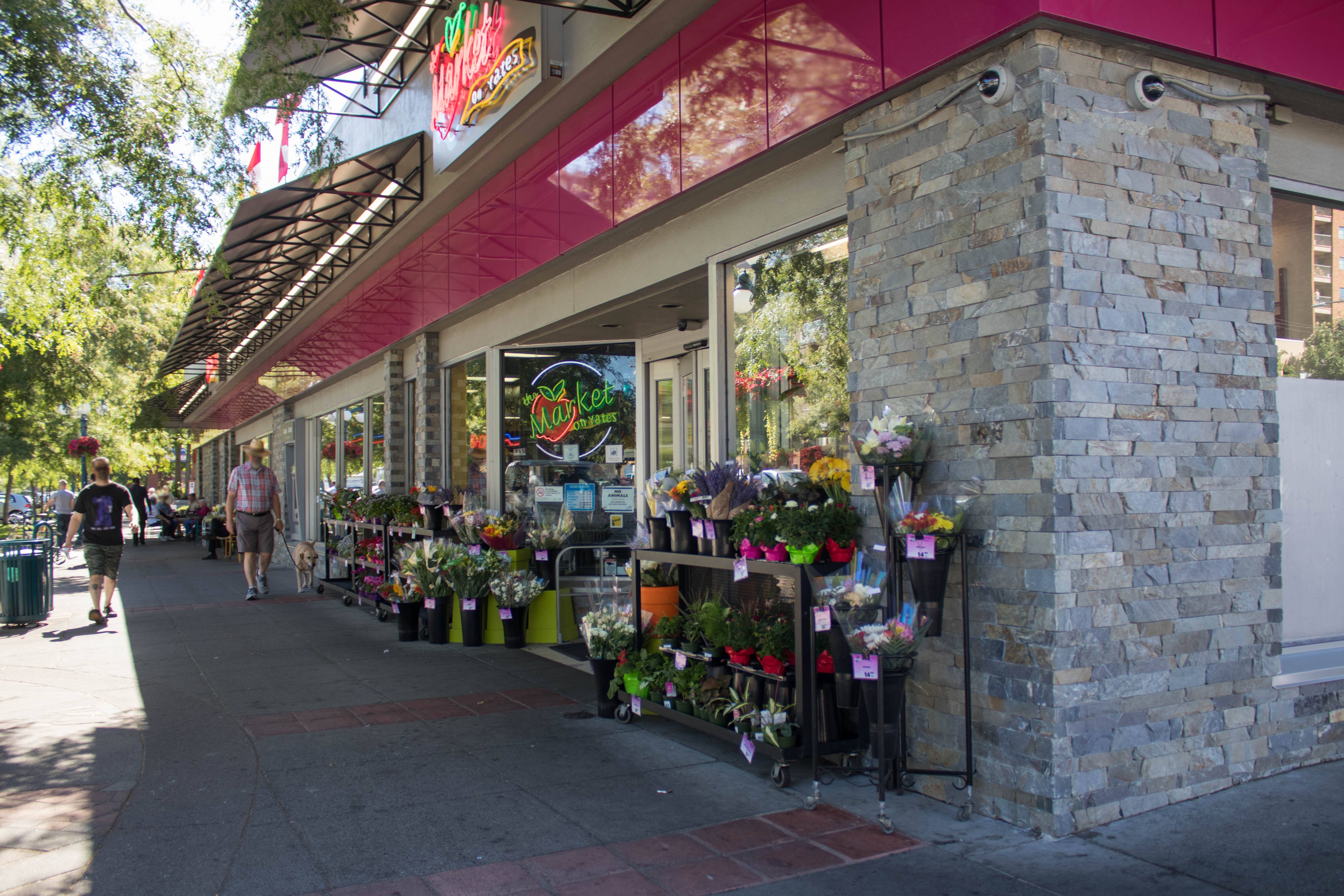 Retail Building Exterior Stone K2 Stone