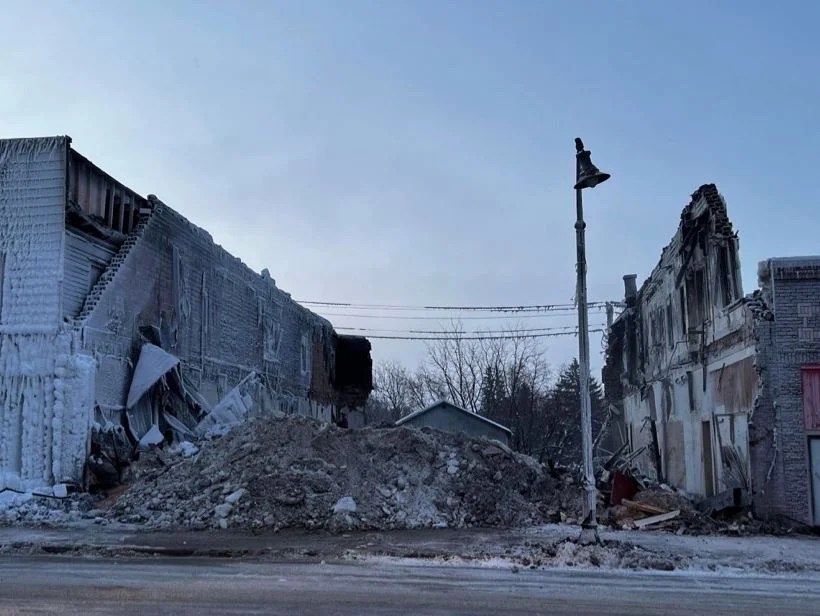 UPDATE American Red Cross assisting 9 people fire in Spring Grove