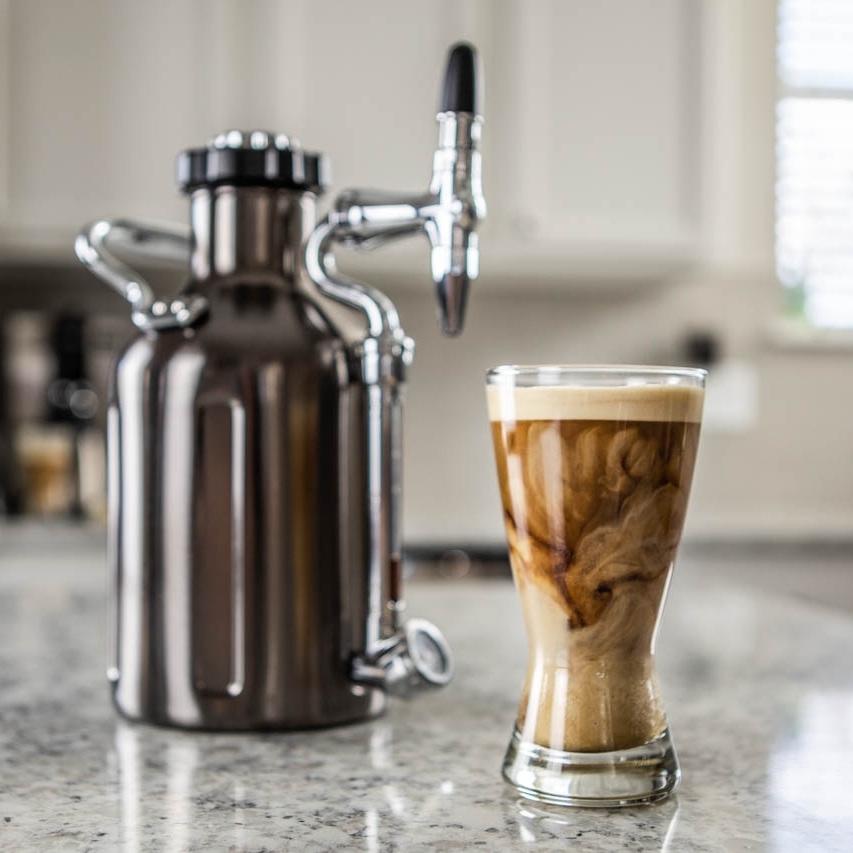 GrowlerWerks uKEG Nitro Cold Brew Coffee Maker 1,9L KaffeBox.no