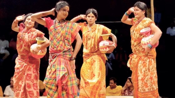 ‘সোনাই মাধব’ নাটকের ২০২তম মঞ্চায়ন