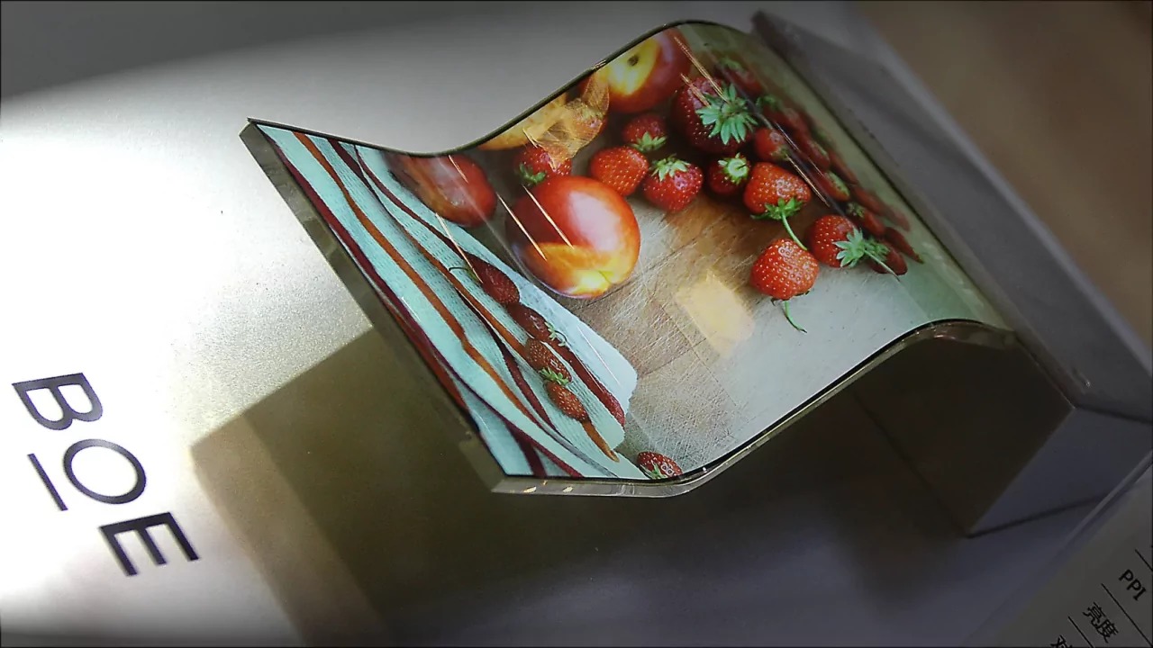 В новите смартфони на се очаква появата на OLED дисплеи