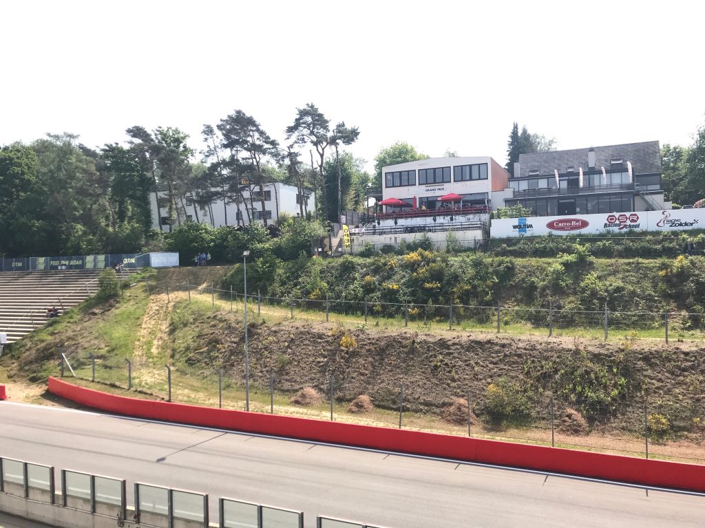 Formule 1 café, Zolder | Kalkuz - Ramen en Deuren