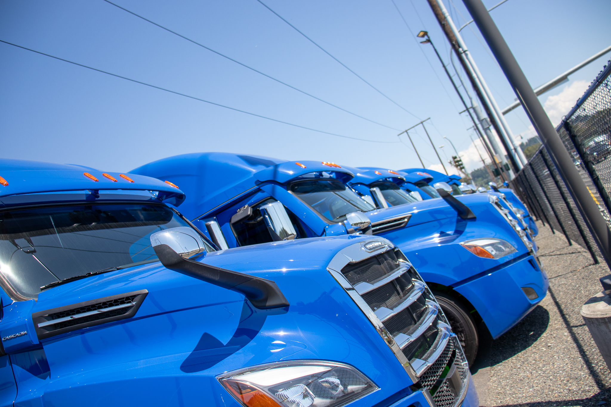 Licensed Freightliner Truck & Equipment Sales Kamway Transportation's Marketplace KamWay