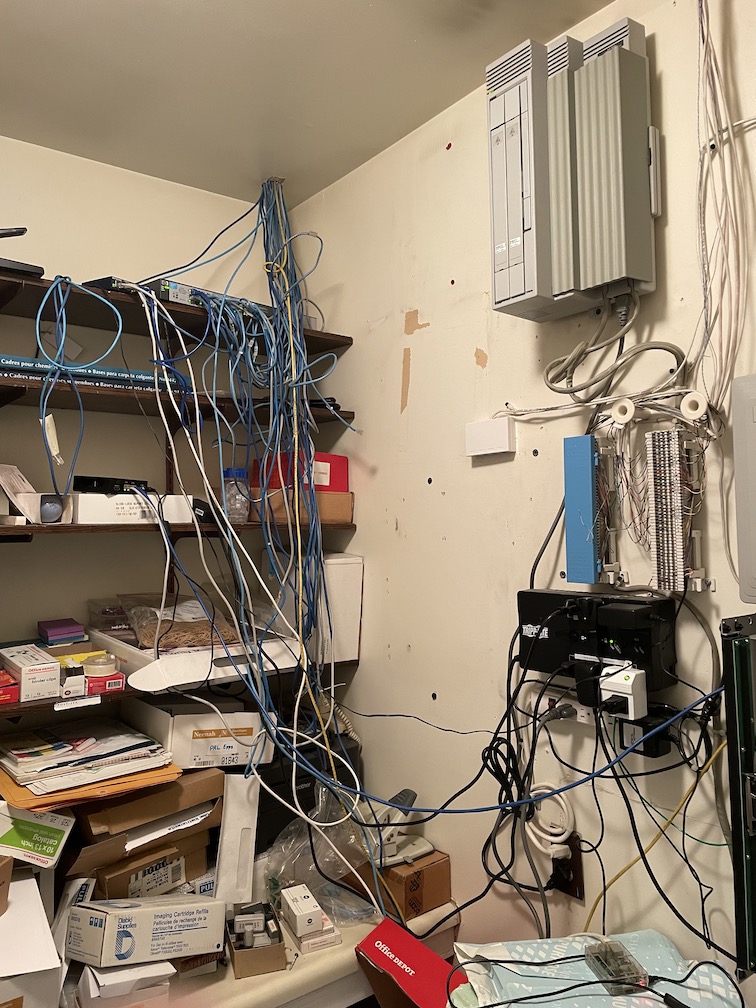 Show me your network closet! Wall of Shame/Fame Ars OpenForum