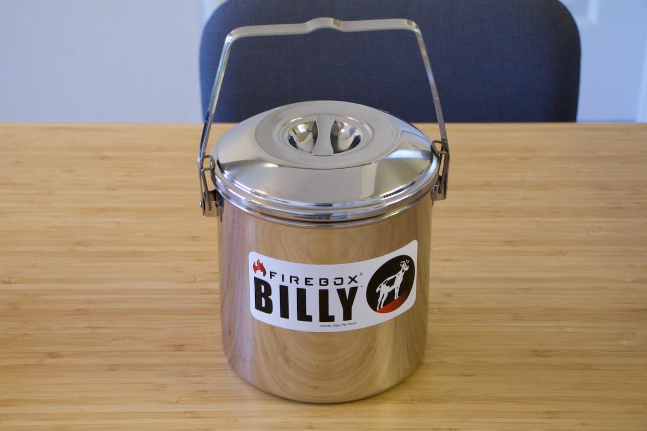 煮込み料理、オーブン料理、薫製もできちゃう！ビリー缶【Firebox：Billy Bush Pot】 K&U カリフォルニアの暮らし