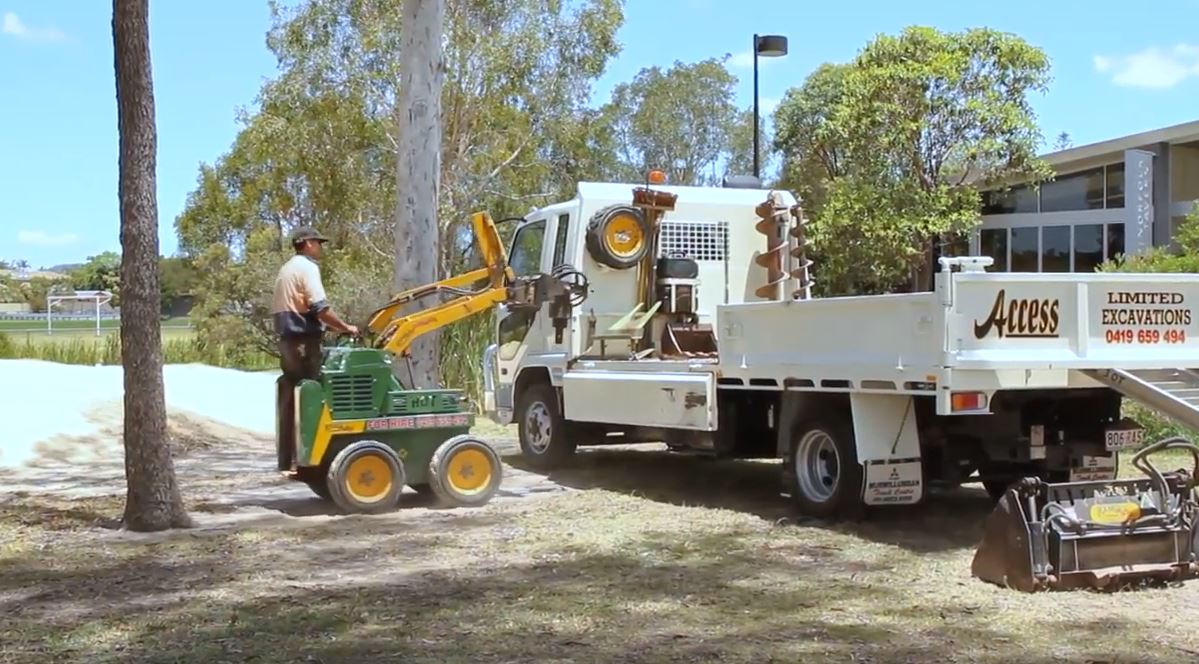 Kanga's compact loader range mini loaders, mini diggers, attachments