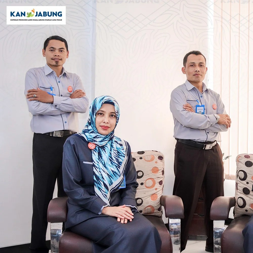 PENTINGNYA MEMILIKI SERAGAM DALAM PERUSAHAAN – KAN Jabung Syariah Jawa Timur