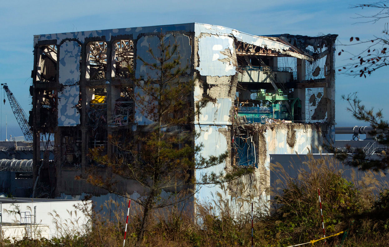The great east japan earthquake, the tsunami, the nuclear accident, and the resulting release of radioactive material led local authorities to . Fukushima : photos dans la zone contaminÃ©e - Images