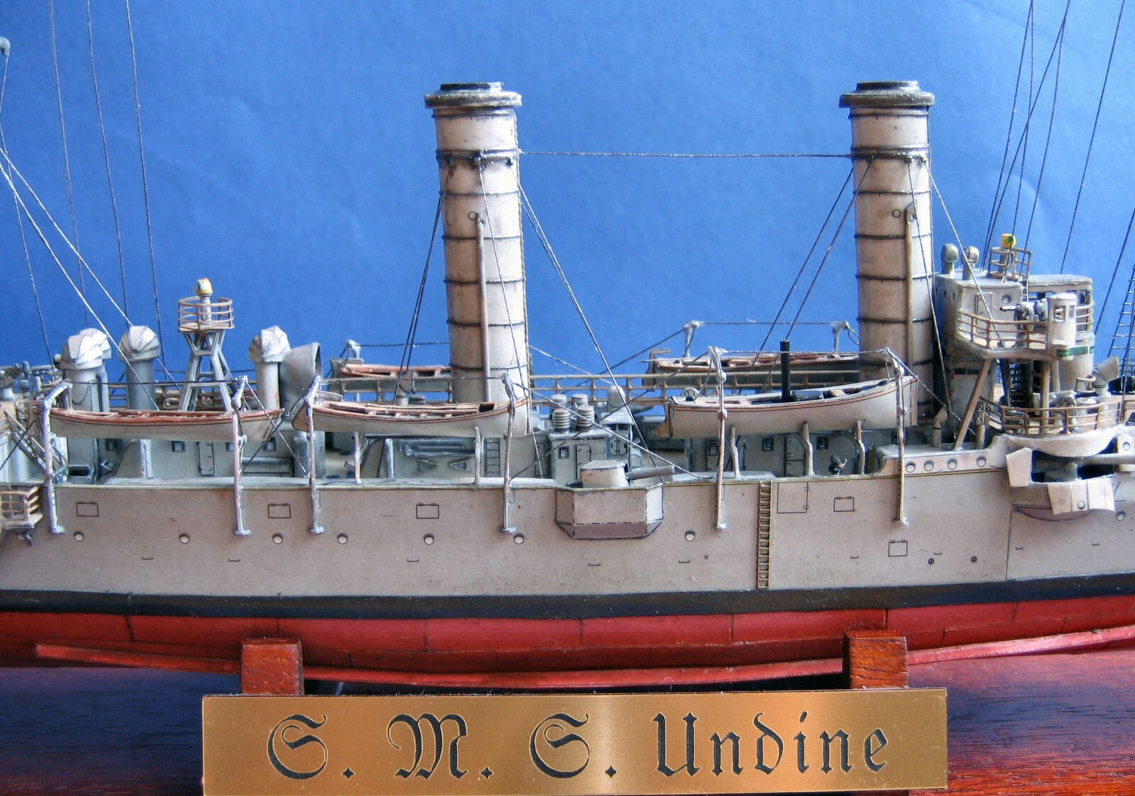 Kleiner Kreuzer SMS Undine / HMV 1250 Wertungsbereich Kartonbau.de Alles rund um