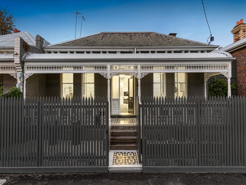 Stunning Sunday Double fronted Victorian with inner city perfection