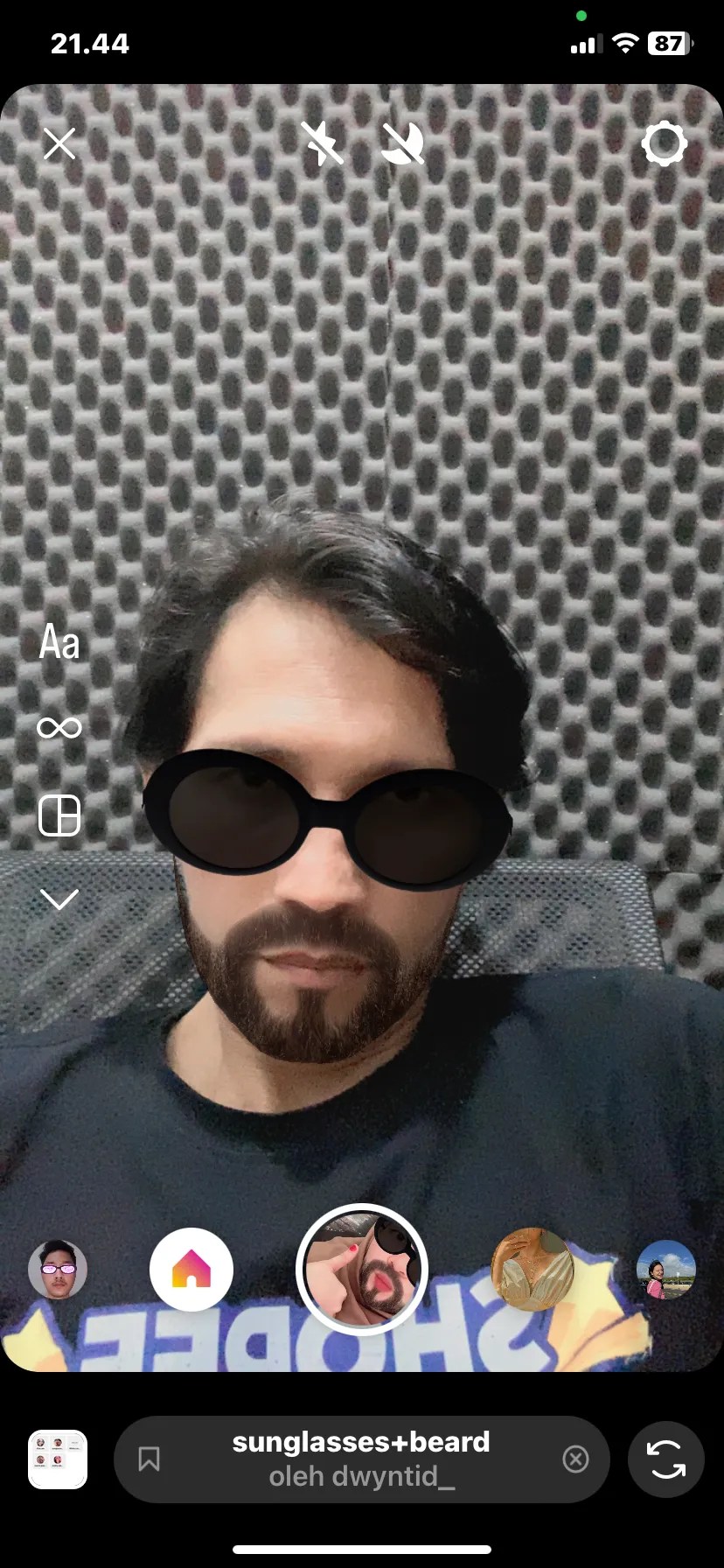 Cara Menambahkan Efek Filter IG Kacamata Hitam Ayang