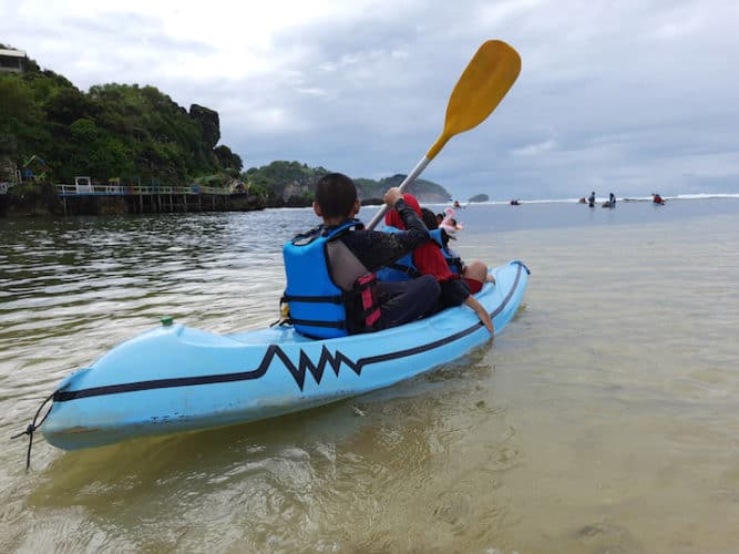 30 Funny Kayak Names, Kayak Name Generator Kayak Help