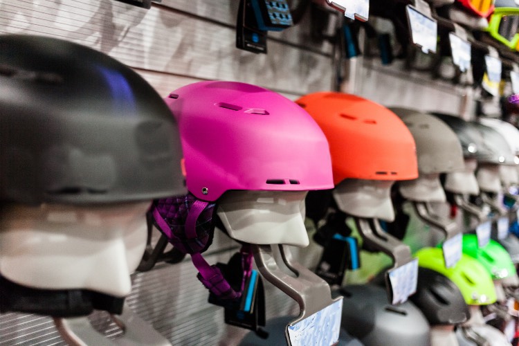 Can You Use A Bike Helmet For Skiing? Kayak Help