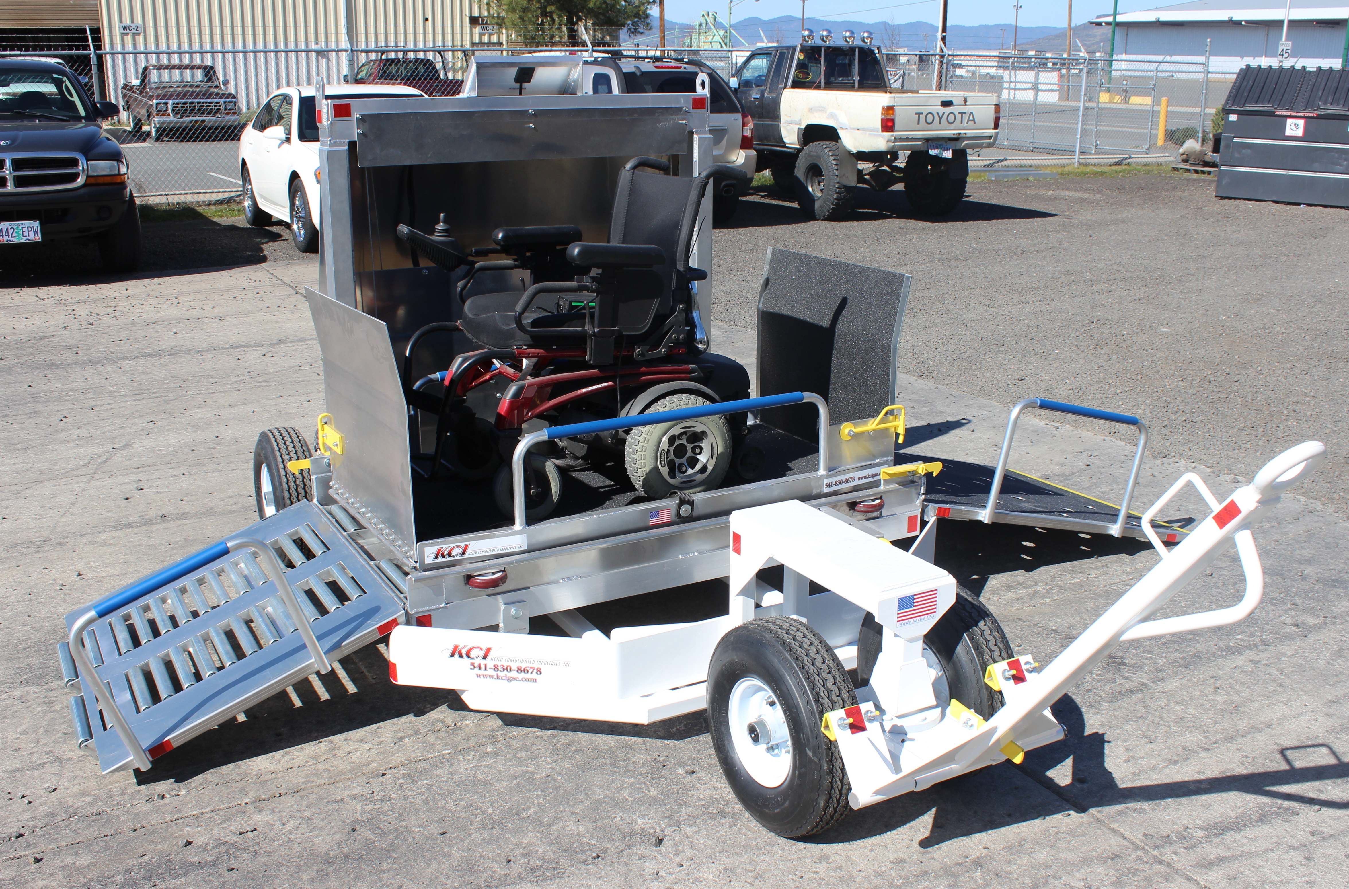 Electric Wheelchair Trailer Lift (Non Passenger) KCI Turboway