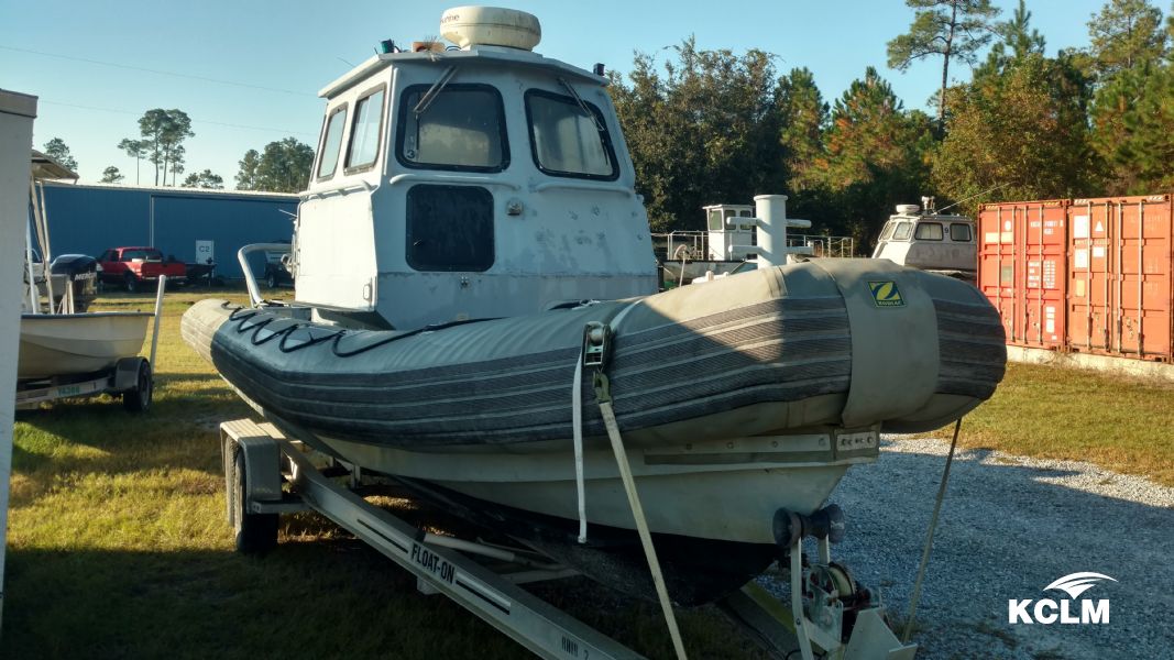 Zodiac Hurricane 870