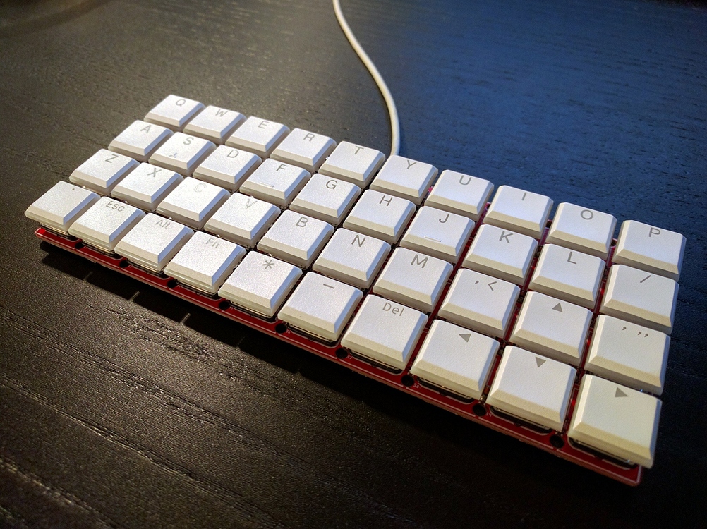 Dorsch 40k — lowprofile, 40key ortholinear, CircuitPythonbased