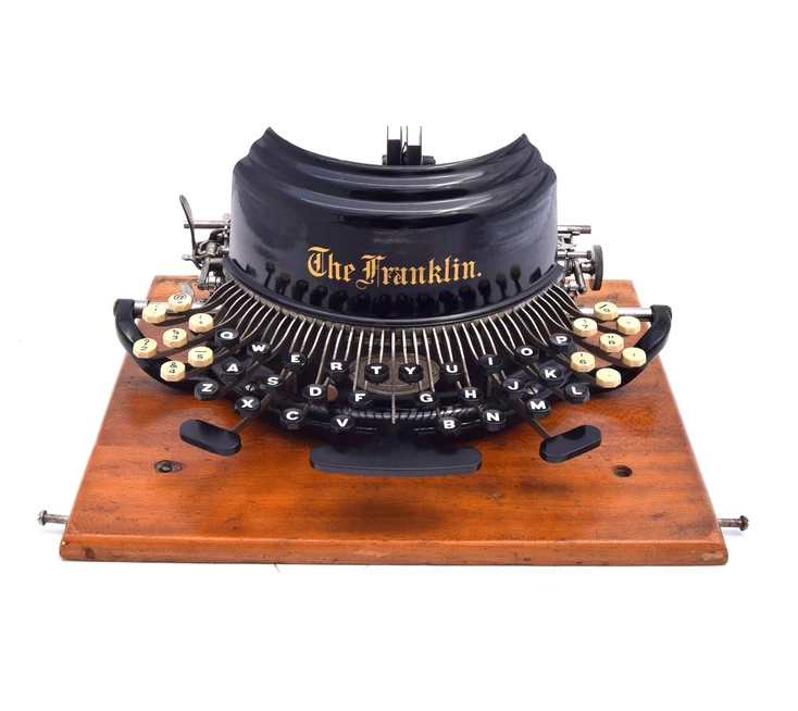 Typewriter Keys Layout