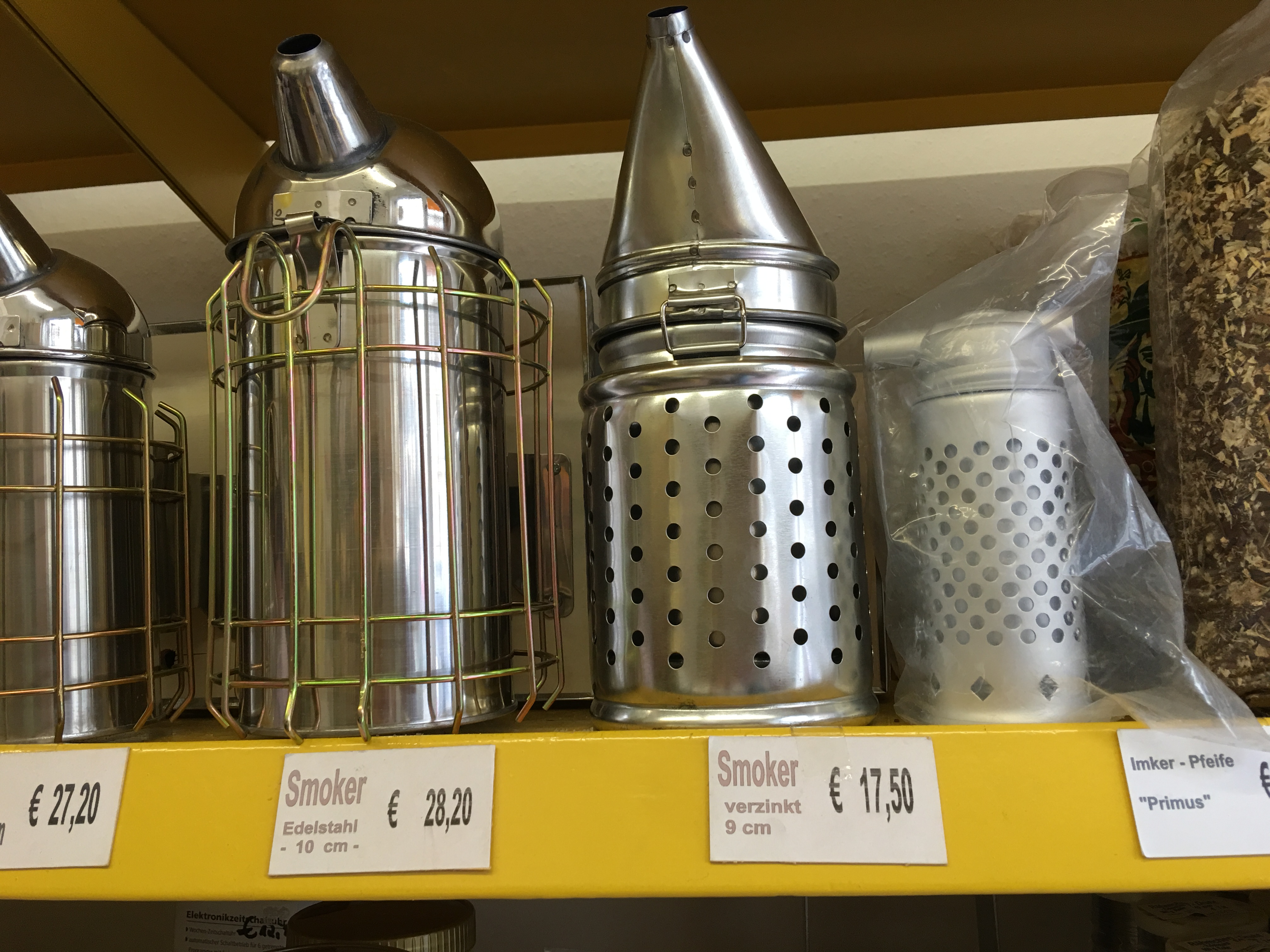 Build the BuzzUrban Beekeeping in Berlin Keeping Backyard Bees