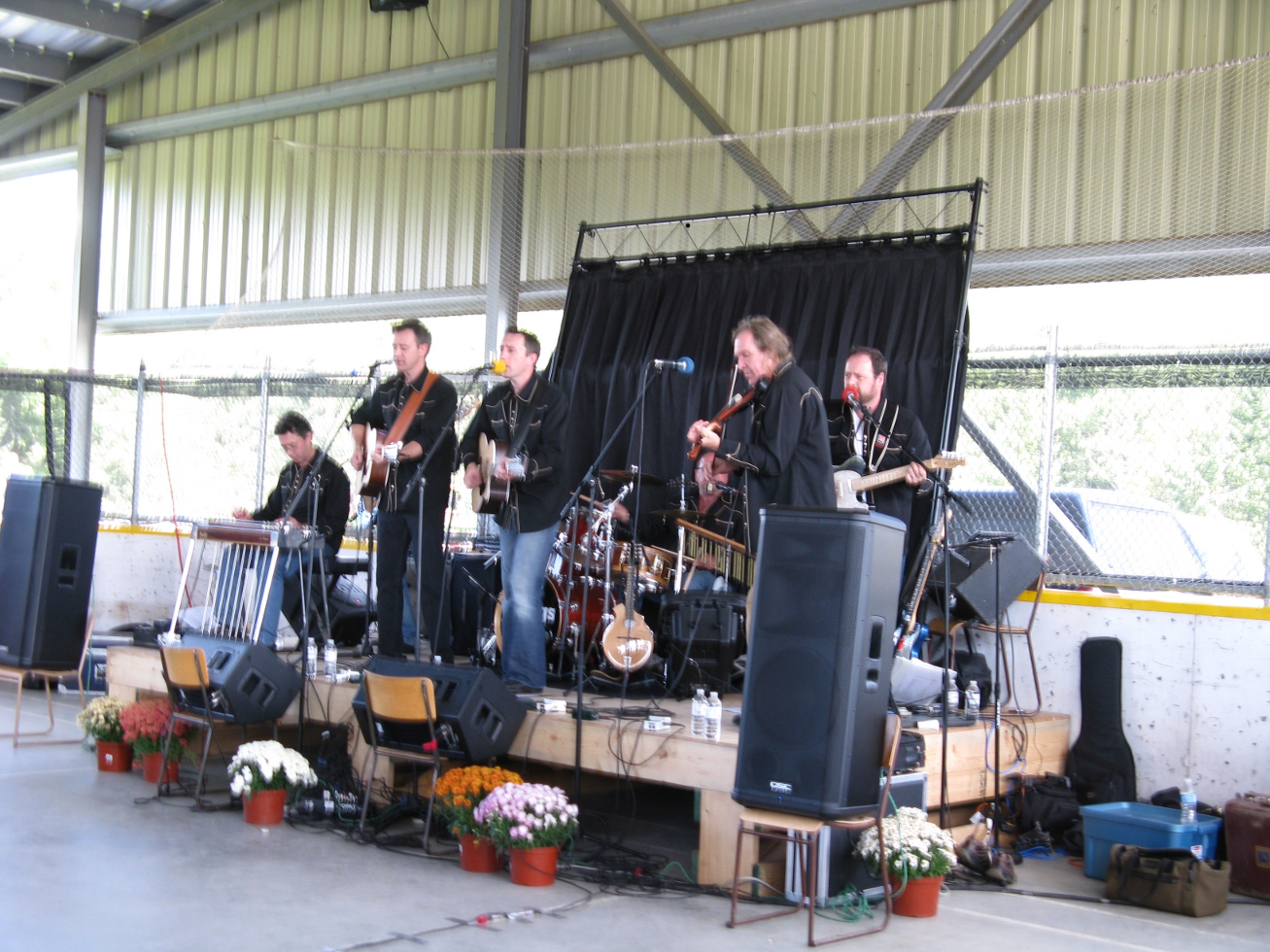 Book Signing & Story Tellin’ In Along With The Craigs