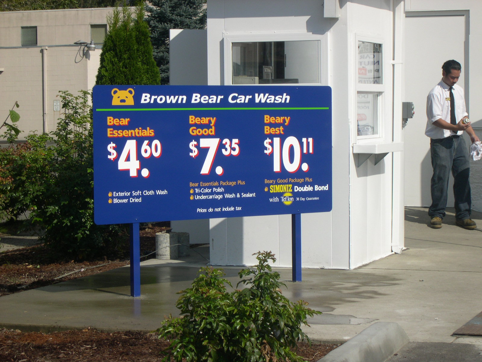 Brown Bear Car Wash Kehoe Signs
