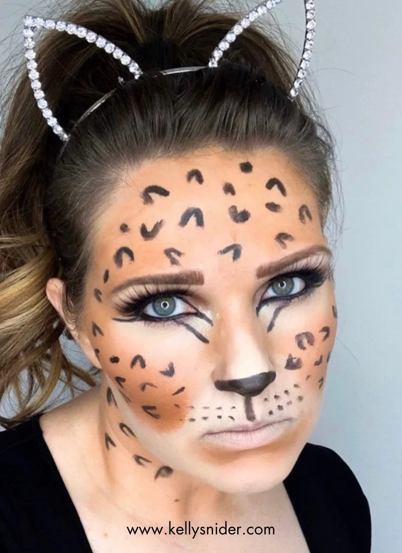 3 Easy Halloween Makeup Looks with Seint Beauty Kelly Snider