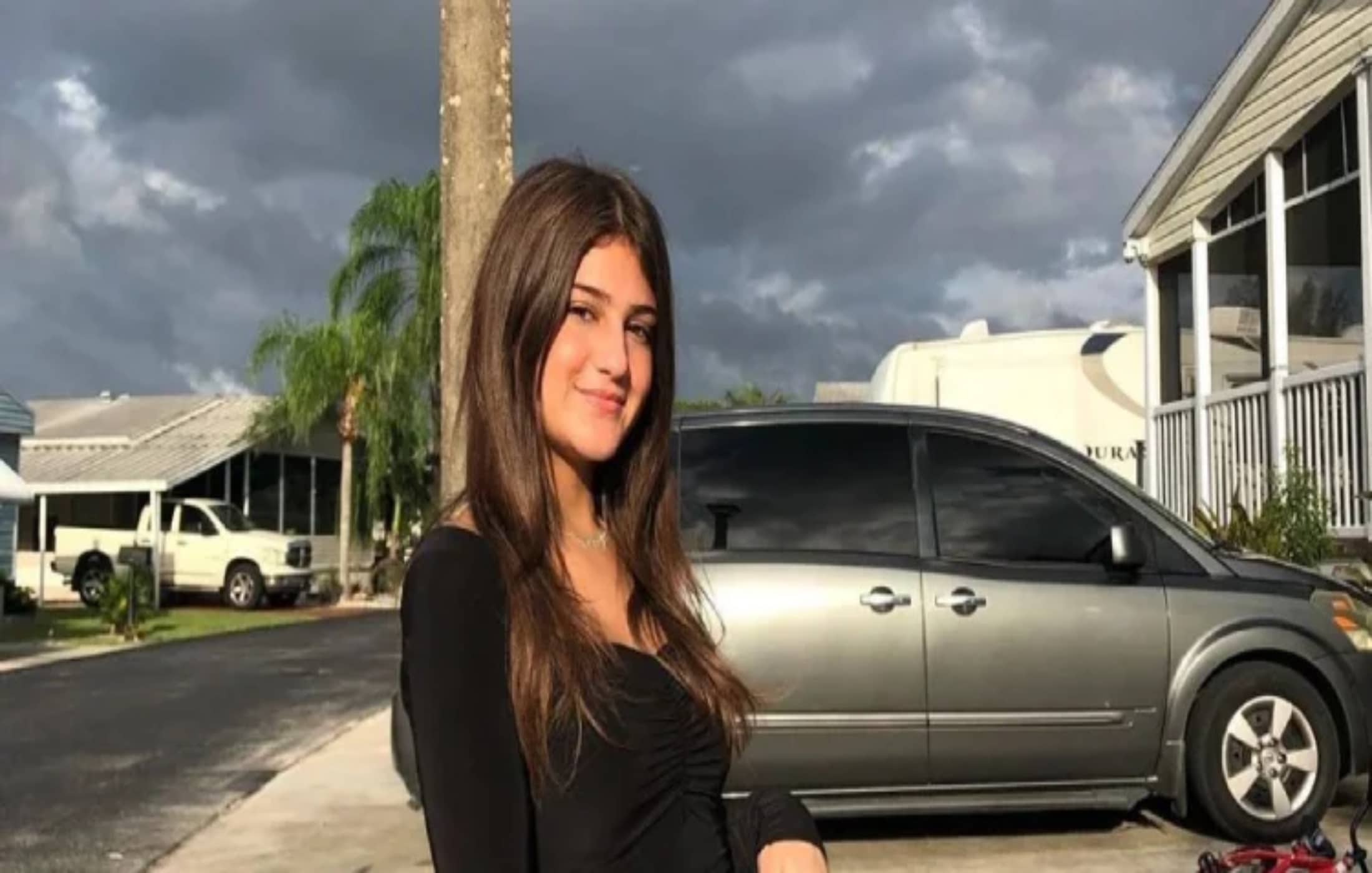 Jenny Popach age, net worth, wiki, family, biography and latest updates(03)