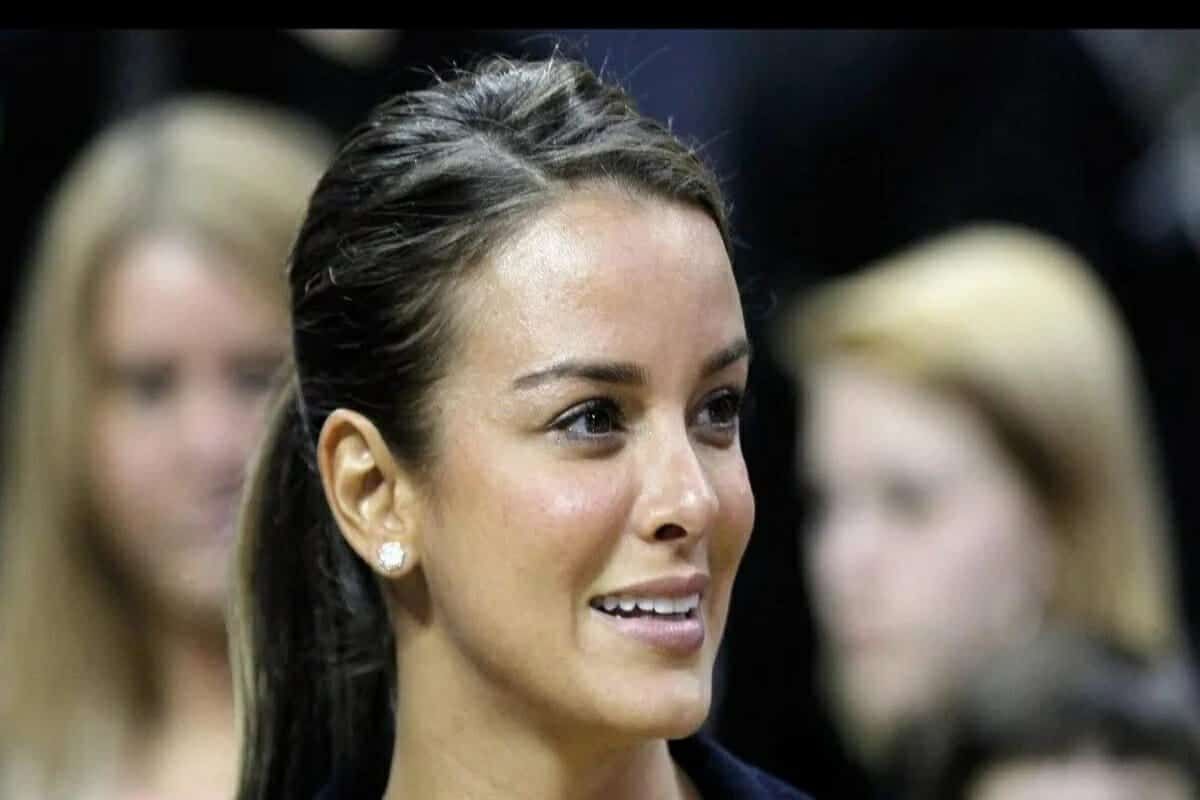 Yvette Prieto net worth, wife of Michael Jordan, biography, age, height(018)