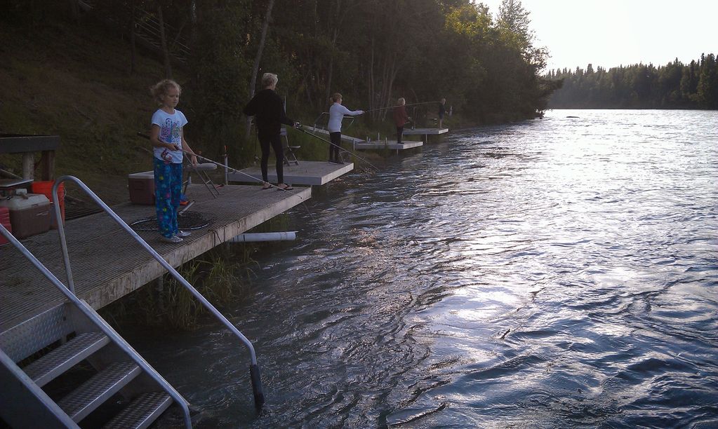Kenai River Fishing Lodges Kenai Riverfront Resort Alaska Salmon