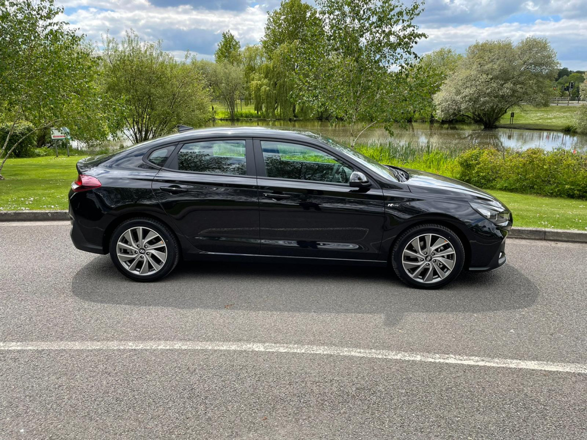 Mid Sized Car Kendall Cars Ltd