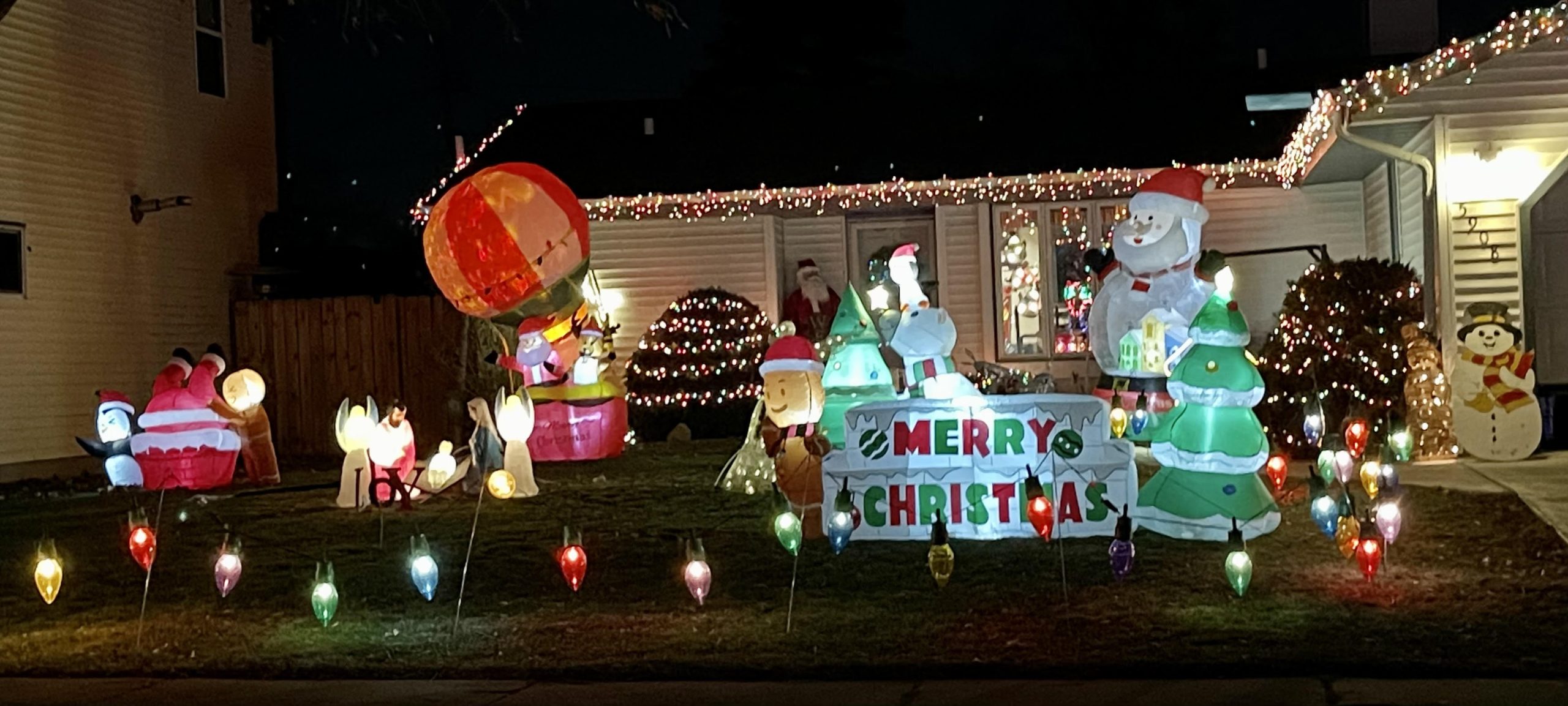 Capturing Kenosha Christmas Lane is a holiday tradition