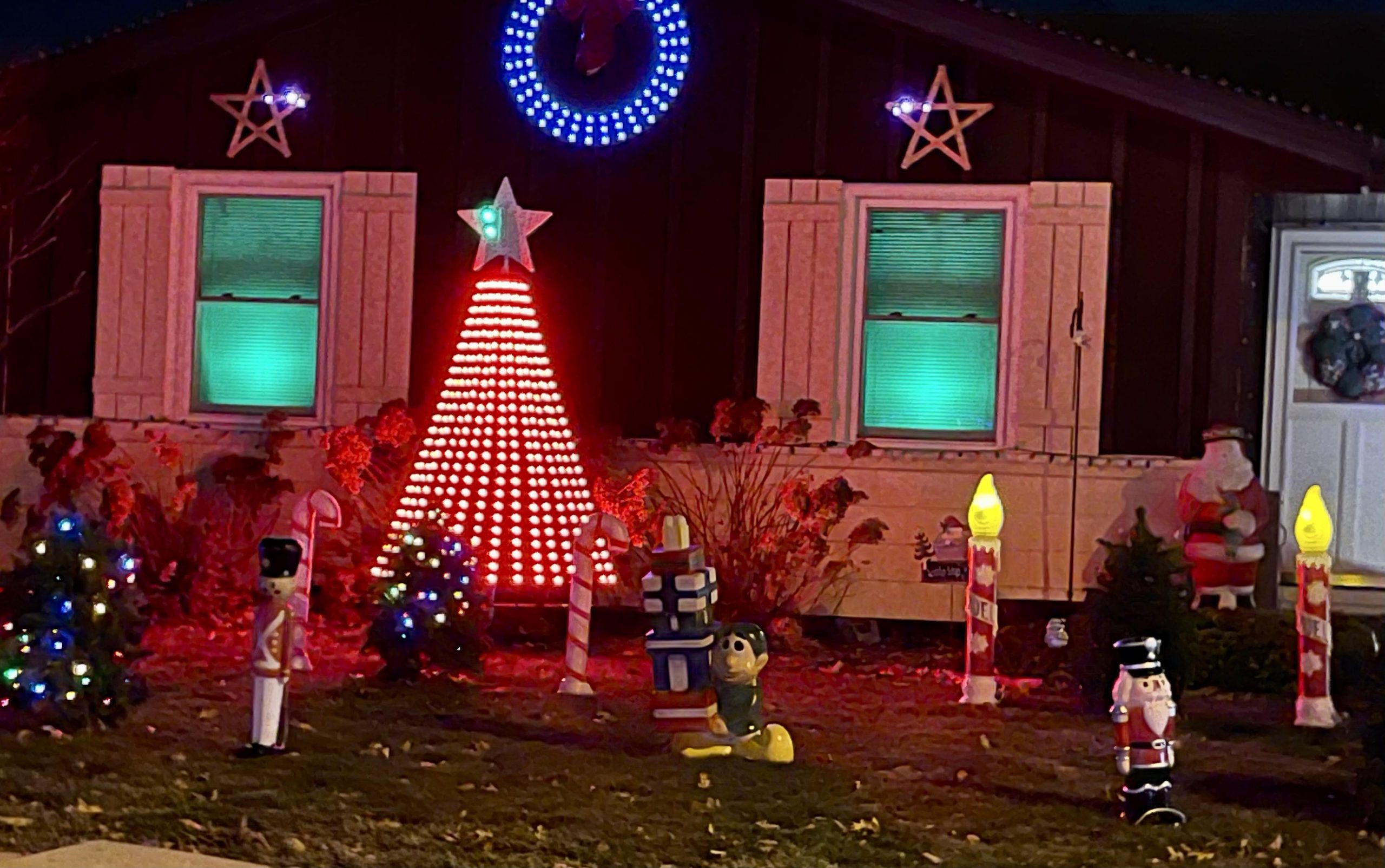Capturing Kenosha Christmas Lane is a holiday tradition