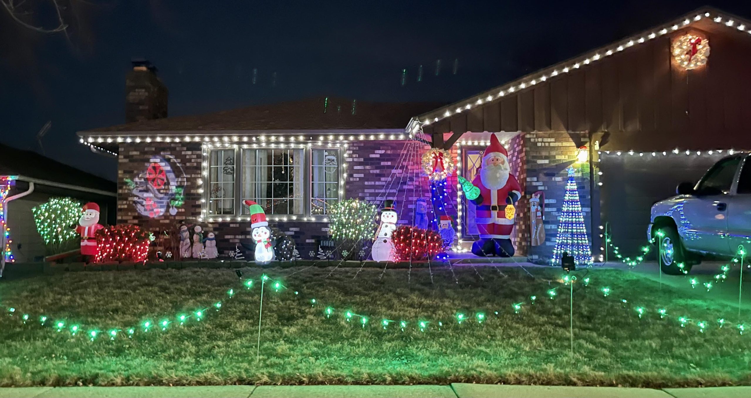 Capturing Kenosha Christmas Lane is a holiday tradition
