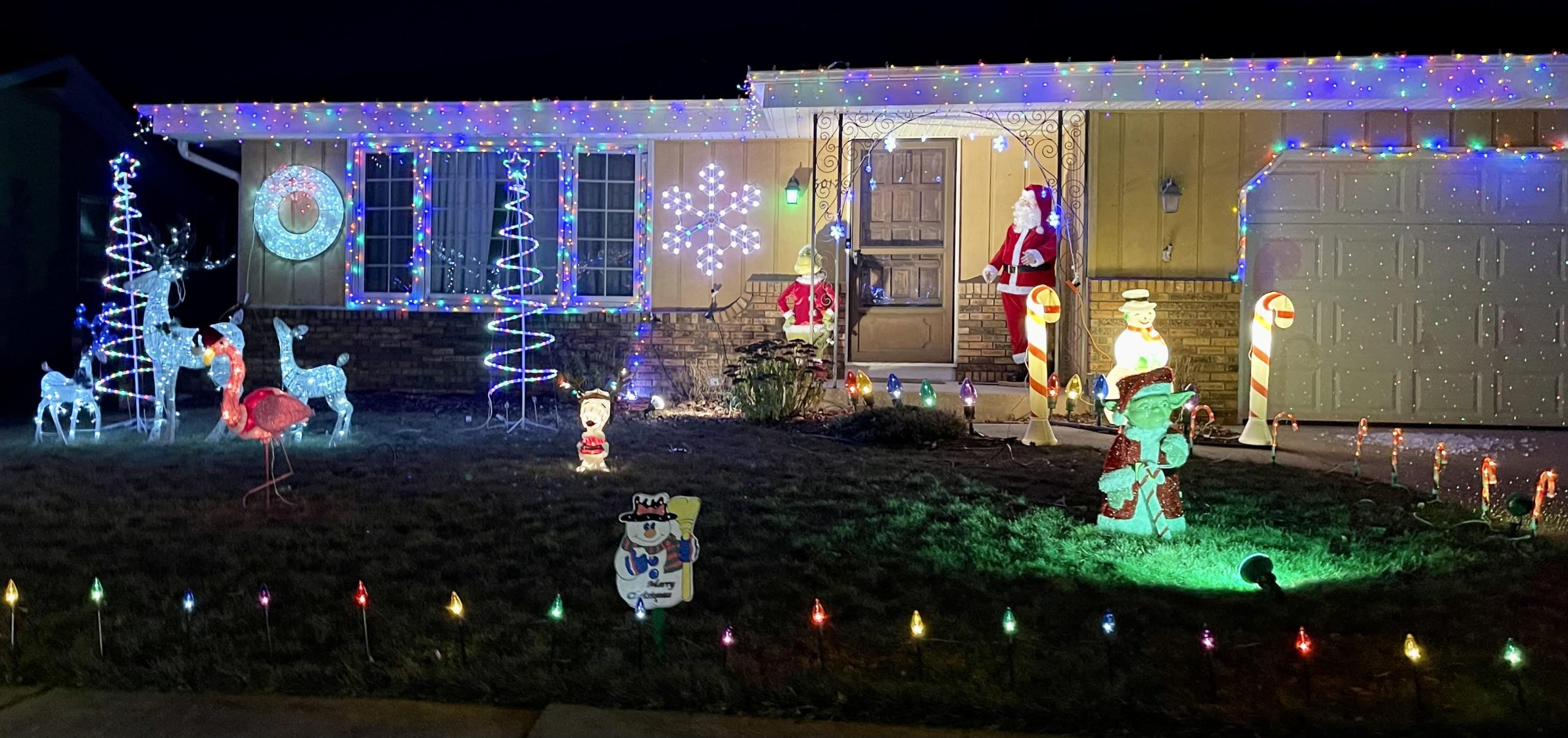 Capturing Kenosha Christmas Lane is a holiday tradition