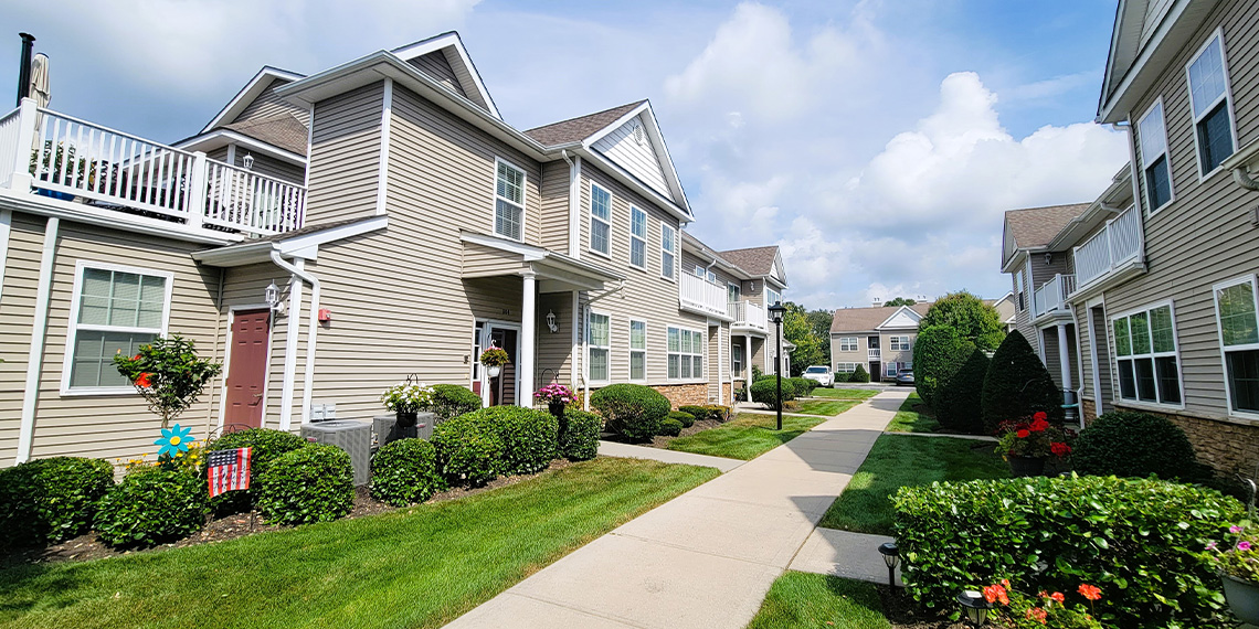 Kensington Gardens, St. James NY