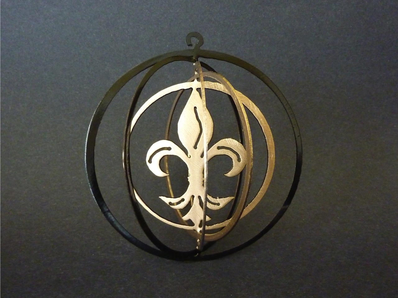 Fleur de Lis Spiral Ornament