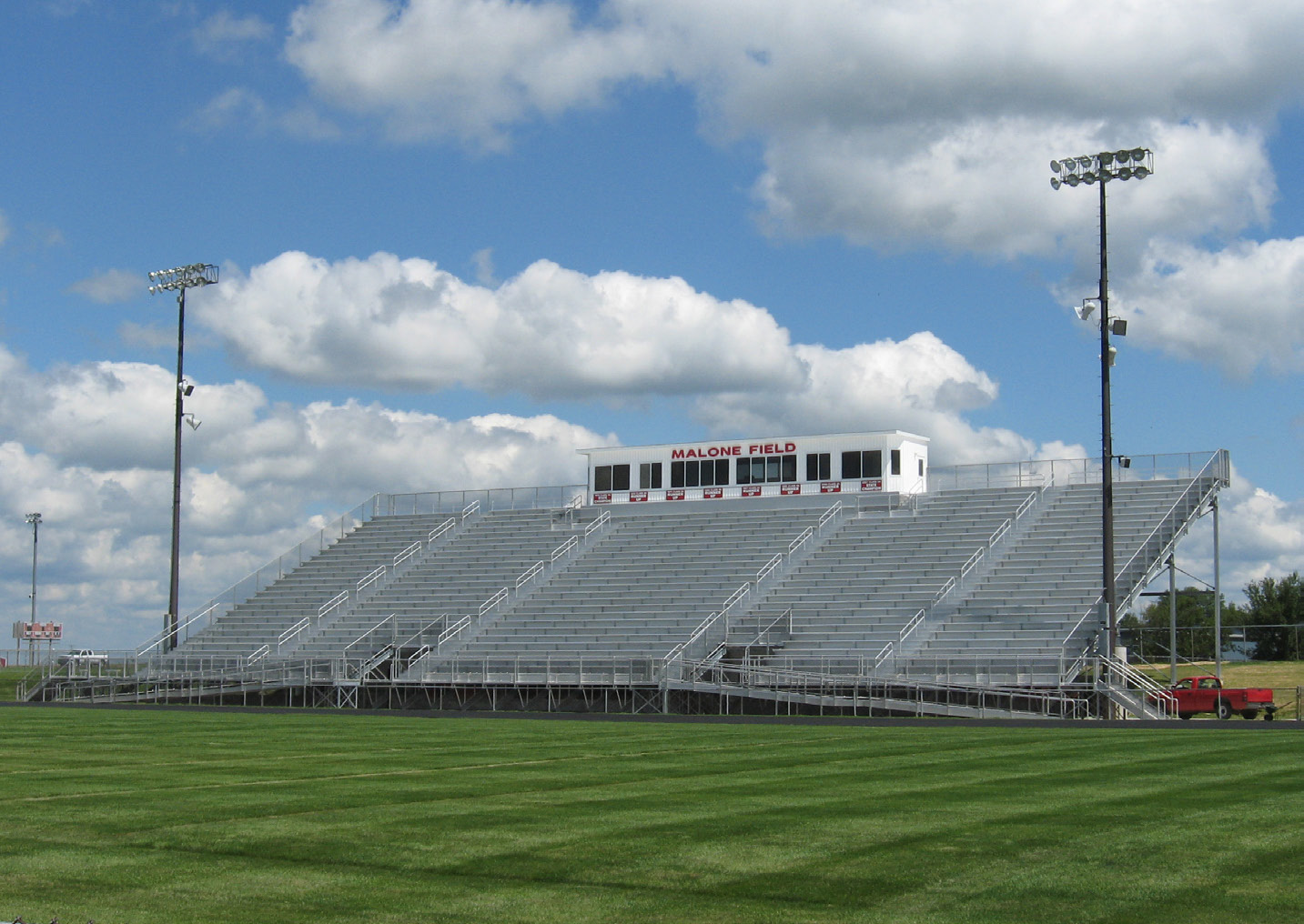 Metamora High School Kenyon & Associates, Architects Incorporated
