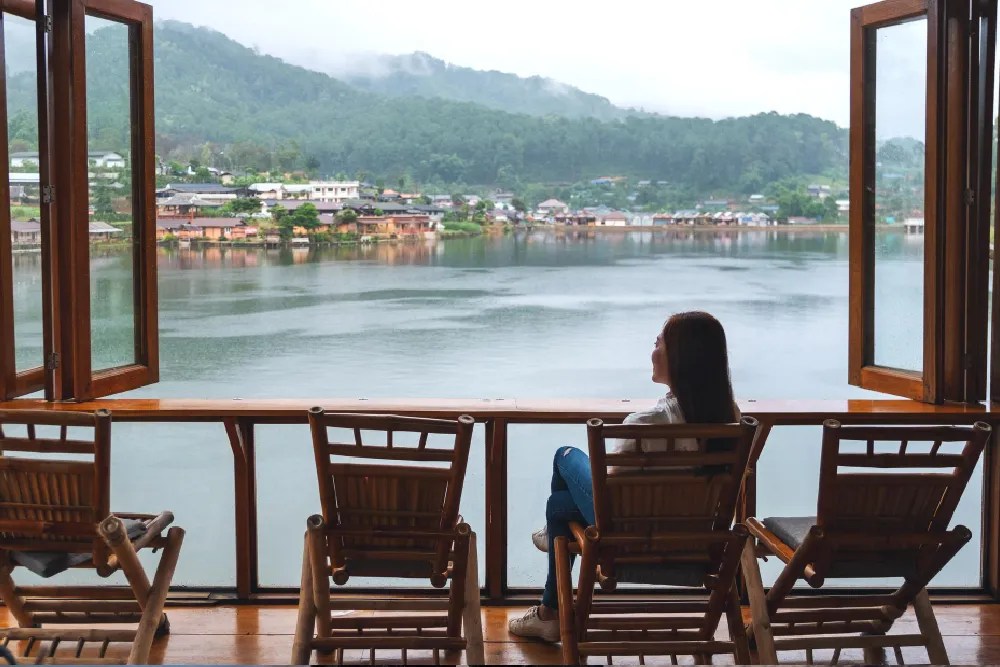 The Best Times of Year to Visit Lake Keowee Keowee Marina